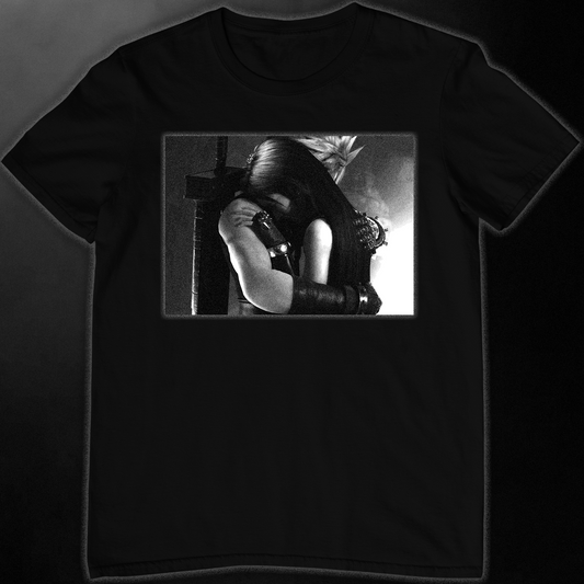 CLOUD TIFA TEE BLACK
